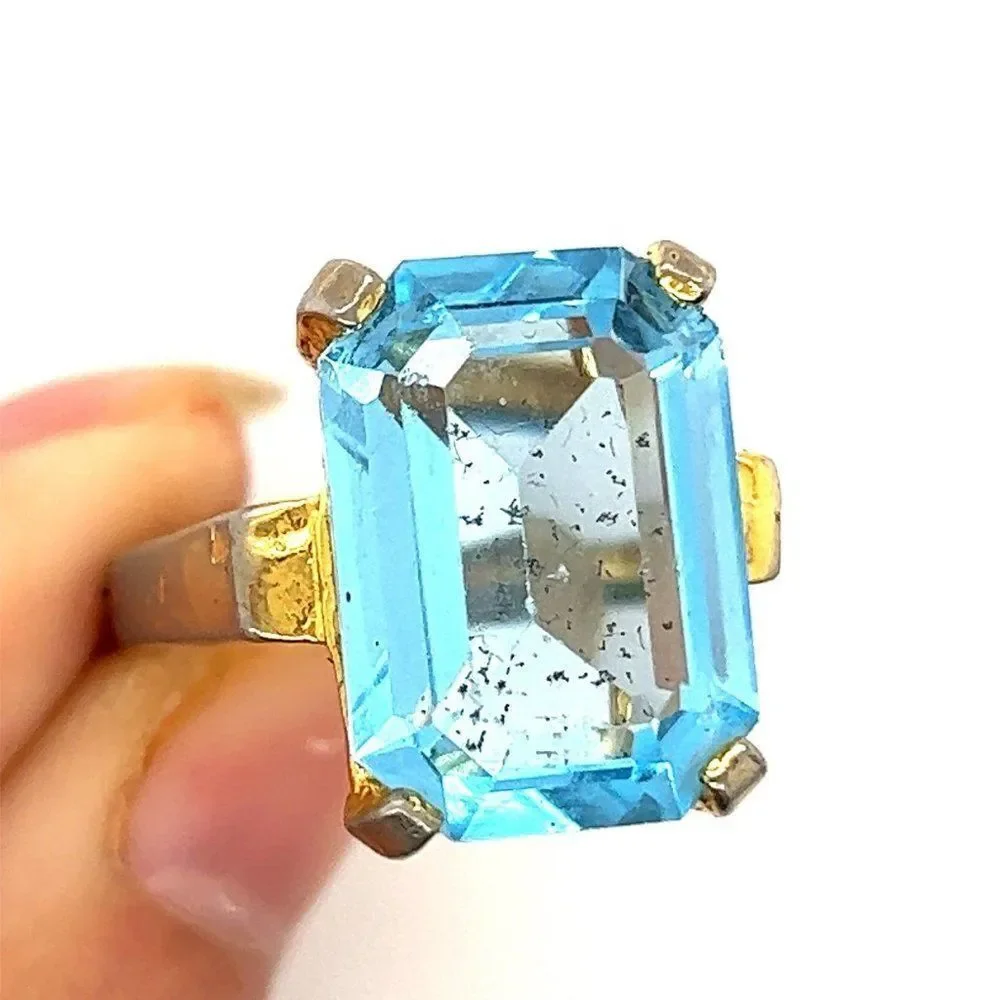 Heavily Used Faux Blue Topaz Ring‎
